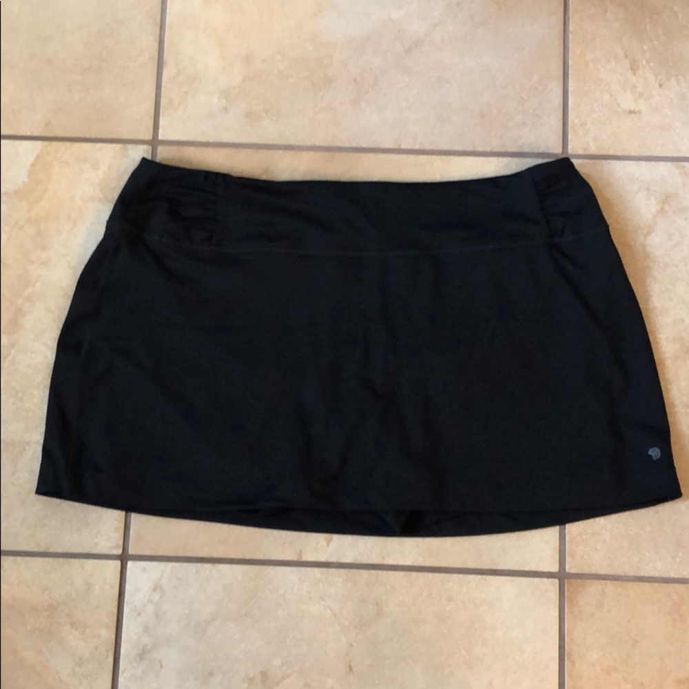 Mountain Hardware Skort